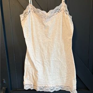 Aratta Light Gray Lace-Trimmed Tank Top